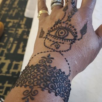 Henna by Farhana - First day - Henna Artists Near Me Henna by Farhana - First day - Henna Artists Near Me