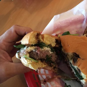 Art’s Place - Blues Burger with balsamic reduction and blue cheese- yes please! - American Near Me - Kitty Hawk, North Carolina