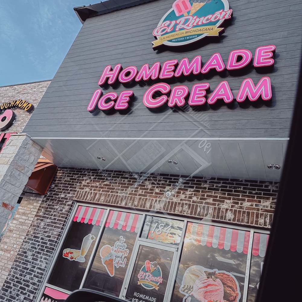 El Rincon - the front of a homemade ice cream shop - Ice Cream & Frozen Yogurt Near Me - Pearland, Texas