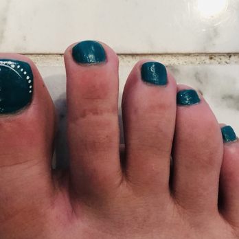 Dione Nail Spa - Nail Salons Near Me - Avon, Ohio
