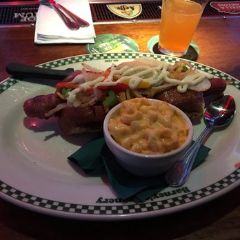 Barney's Beanery - Breakfast & Brunch Near Me - Santa Monica, California