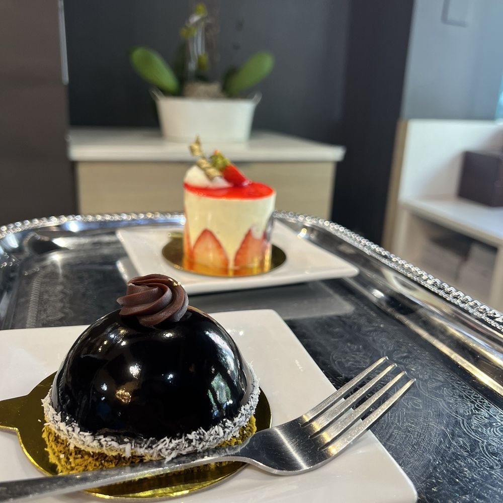 Patisserie Chicago, IL - Last Updated February 2026 - Yelp