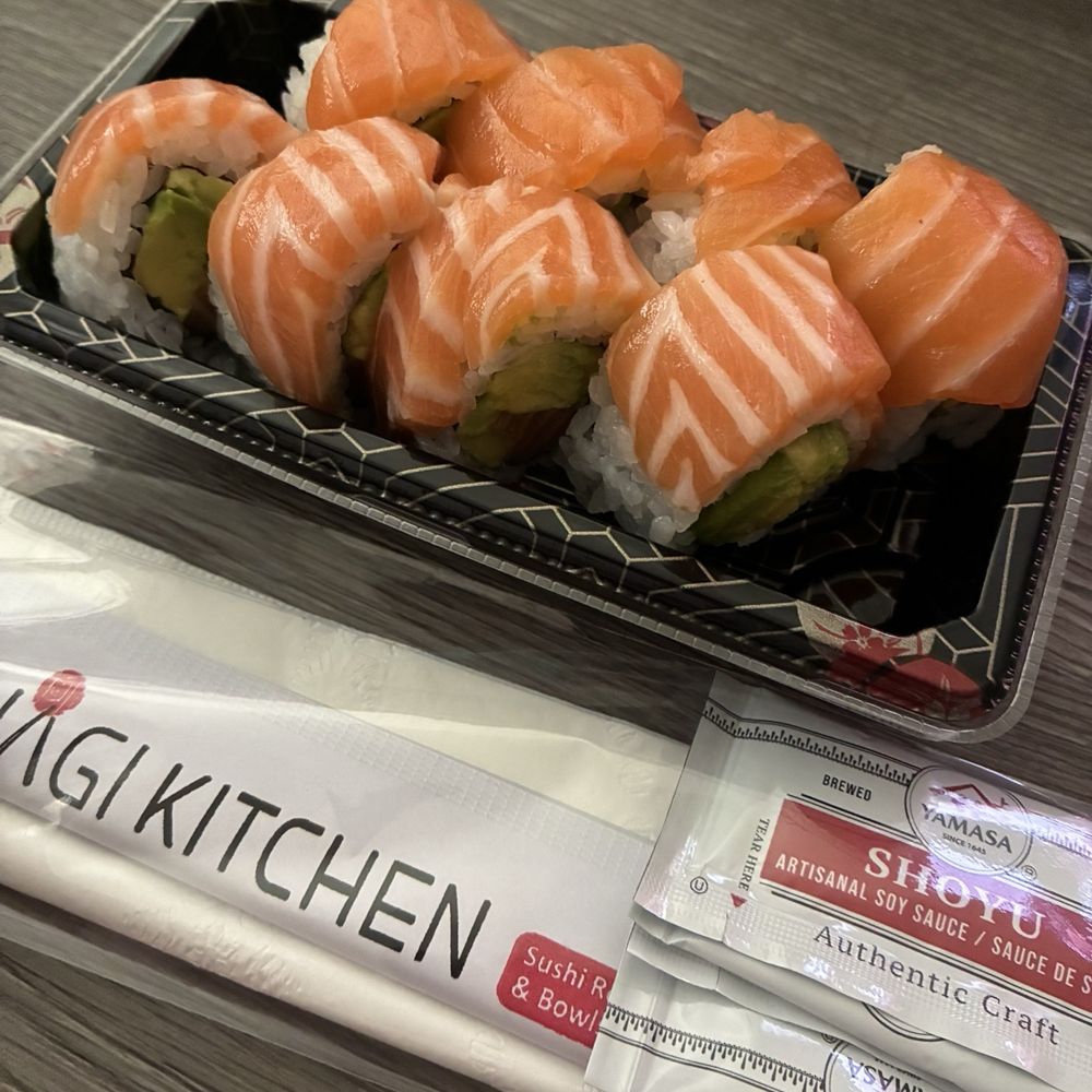 Yanagi Kitchen Long Beach - Salmon Lover Roll - Sushi Bars Near Me - Long Beach, California Yanagi Kitchen Long Beach - Salmon Lover Roll - Sushi Bars Near Me - Long Beach, California