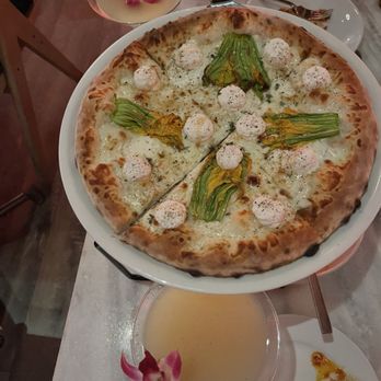 Nino’s Beach - Zucchini flower pizza - Wine Bars Near Me - Port Washington, New York Nino’s Beach - Zucchini flower pizza - Wine Bars Near Me - Port Washington, New York