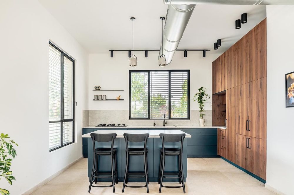 Slide of Top One Builders