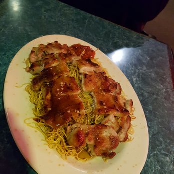Captains Snooker Club - Chicken steak fried egg noodle - Pool Halls Near Me - Mississauga, Ontario