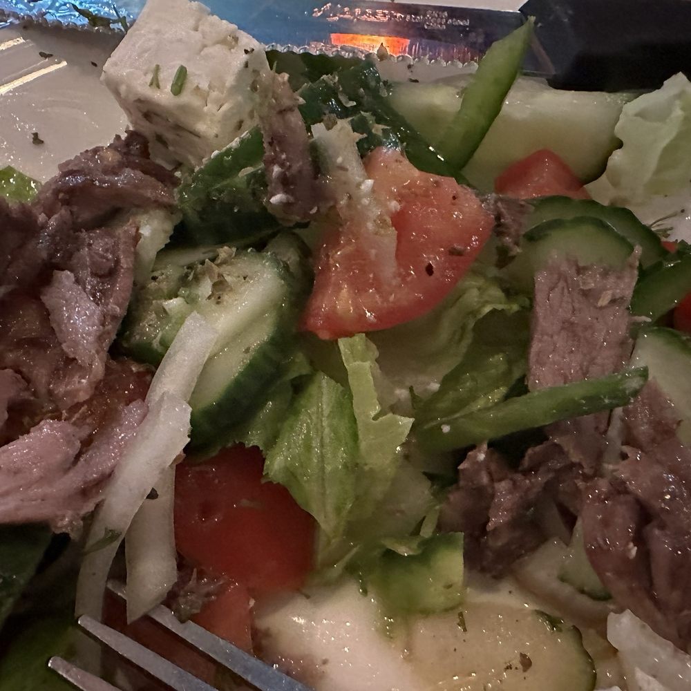 Ali Baba - Mediterranean salad with lamb (extra) - Turkish Near Me - San Juan, Puerto Rico Ali Baba - Mediterranean salad with lamb (extra) - Turkish Near Me - San Juan, Puerto Rico
