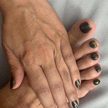 Naturally Nails - Black with green highlight. - Nail Salons Near Me - Pleasant Hill, California Naturally Nails - Black with green highlight. - Nail Salons Near Me - Pleasant Hill, California