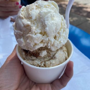 Bmore Licks - Key Lime & Oh Snap ginger cookie - Ice Cream & Frozen Yogurt Near Me - Baltimore, Maryland
