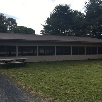 Killens Pond State Park - Looks like a nice event area. Several picnic tables inside and large charcoal grills outside. - Parks Near Me Killens Pond State Park - Looks like a nice event area. Several picnic tables inside and large charcoal grills outside. - Parks Near Me