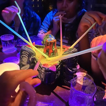 Undertow - Arcadia - Scorpion bowl - Tiki Bars Near Me - Phoenix, Arizona Undertow - Arcadia - Scorpion bowl - Tiki Bars Near Me - Phoenix, Arizona