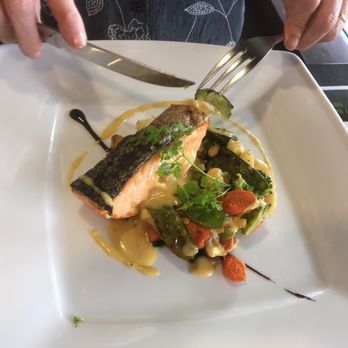 Le 137 - Saumon aux légumes - Brasseries Near Me - Marcq-en-Barœul, 59
