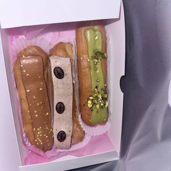 Le Macaron French Pastries - Eclairs - Coffee & Tea Near Me - Tustin, California