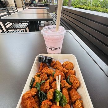 Bopomofo Cafe - Spicy  popcorn chicken and Taro Sweet Milk Tea - Cafes Near Me - Irvine, California