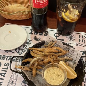 Léon de Bruxelles - Appetizer - Seafood Near Me - Paris, 75 Léon de Bruxelles - Appetizer - Seafood Near Me - Paris, 75