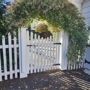 Home Fit Handyman - Rebuild existing gate , restoring it's original design. - Handyman Near Me Home Fit Handyman - Rebuild existing gate , restoring it's original design. - Handyman Near Me
