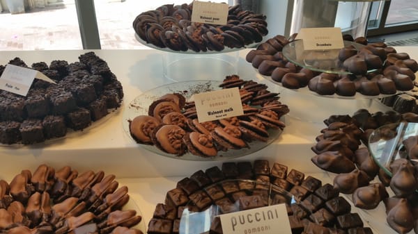 Puccini Bomboni by null