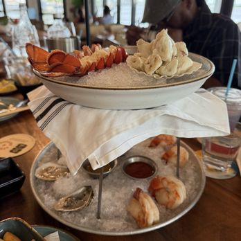 Hudson On The River - Seafood tower for 2 - New American Near Me - Stuart, Florida