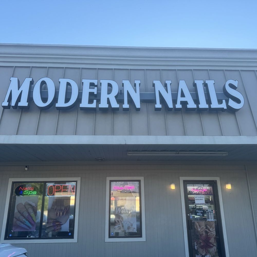 Modern Nails - Outside sign - Nail Salons Near Me - Baton Rouge, Louisiana