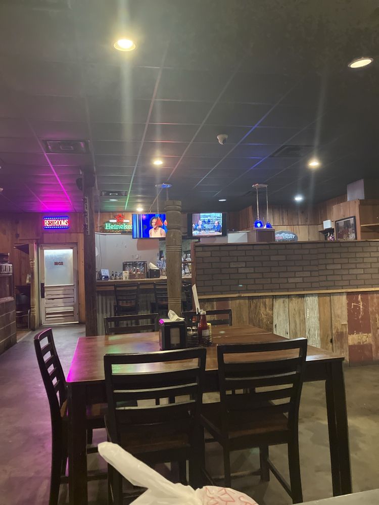 Crawfish Corner Logo