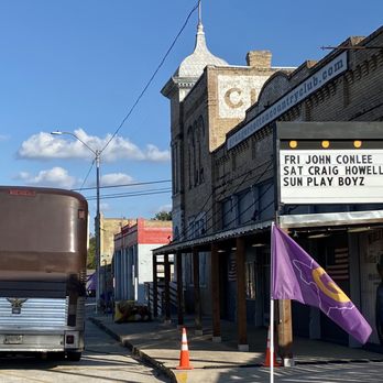 Cotton Country Club - John Conlee's tour bus! - Country Dance Halls Near Me - Granger, Texas Cotton Country Club - John Conlee's tour bus! - Country Dance Halls Near Me - Granger, Texas