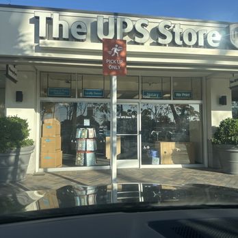 The UPS Store - Mailbox Centers Near Me - Newport Beach, California The UPS Store - Mailbox Centers Near Me - Newport Beach, California