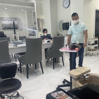 City Nails 2 - She rushed to go and sit on her phone. That guy should not be doing manicures. - Nail Salons Near Me - Dallas, Georgia City Nails 2 - She rushed to go and sit on her phone. That guy should not be doing manicures. - Nail Salons Near Me - Dallas, Georgia