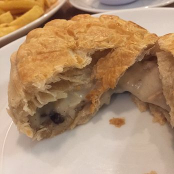 Laughing Halibut - Chicken and mushroom pie. It tasted... good, but nothing remarkable in our books. - Fish & Chips Near Me - London, XGL Laughing Halibut - Chicken and mushroom pie. It tasted... good, but nothing remarkable in our books. - Fish & Chips Near Me - London, XGL