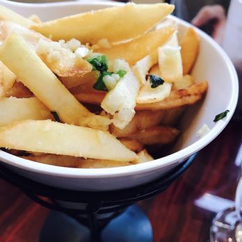 Umi Cafe - Garlic fries - Bubble Tea Near Me - Issaquah, Washington