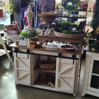Possibilities - Home Decor Near Me - Franklin, Indiana