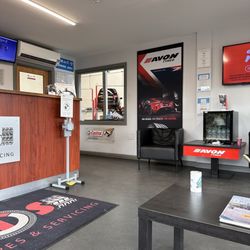 Eden Tyres & Servicing - Waiting room