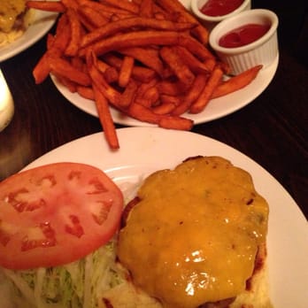 Two 8 Two Bar & Burger - The Burger with cheese is good, plain and simple!! - Burgers Near Me - Brooklyn, New York Two 8 Two Bar & Burger - The Burger with cheese is good, plain and simple!! - Burgers Near Me - Brooklyn, New York