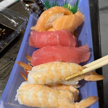 Yoshi Yum - Nigiri Combo - Asian Fusion Near Me - Columbus, Ohio