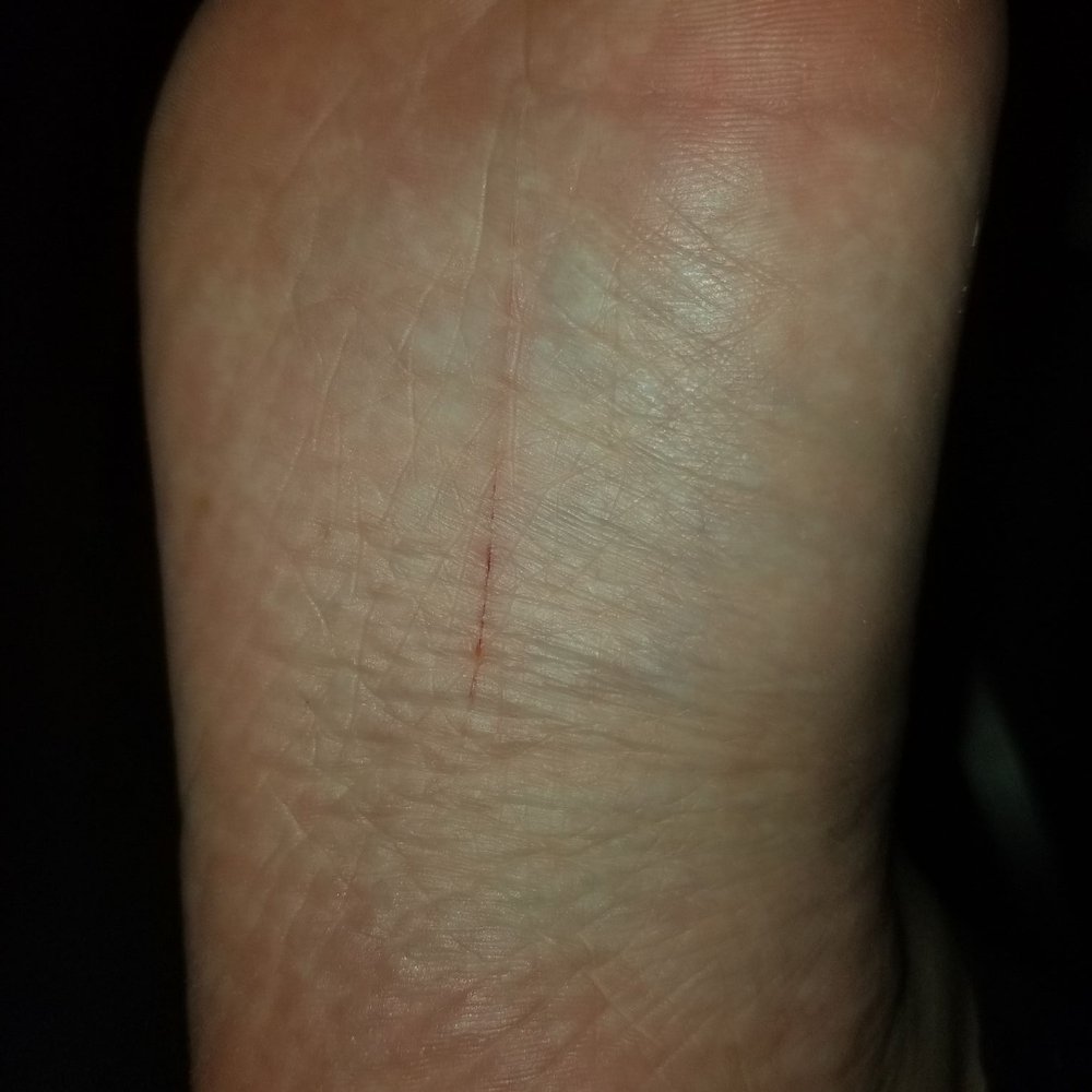 Posh Nails - The lady who did my pedicure cut the bottom of my foot with her nail. - Nail Salons Near Me - Palmdale, California