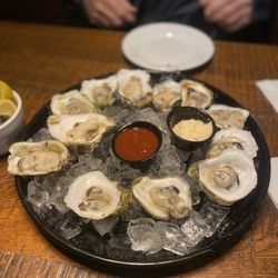Doc Ford's Rum Bar & Grille - Oysters!