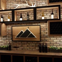 Beautiful tasting room!