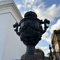 St. Louis Cemetery No. 1 Official Tour