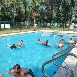 Wild Country RV Park - A day at our new pool , Sunday Fun Day with Residents