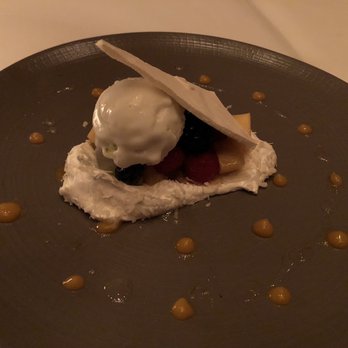 Tocqueville - Pavlova - New American Near Me - New York, New York Tocqueville - Pavlova - New American Near Me - New York, New York
