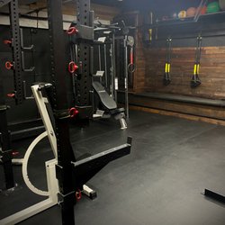 Jacob Sexton Fitness - Check out Jacob's private gym located in Castaic, CA