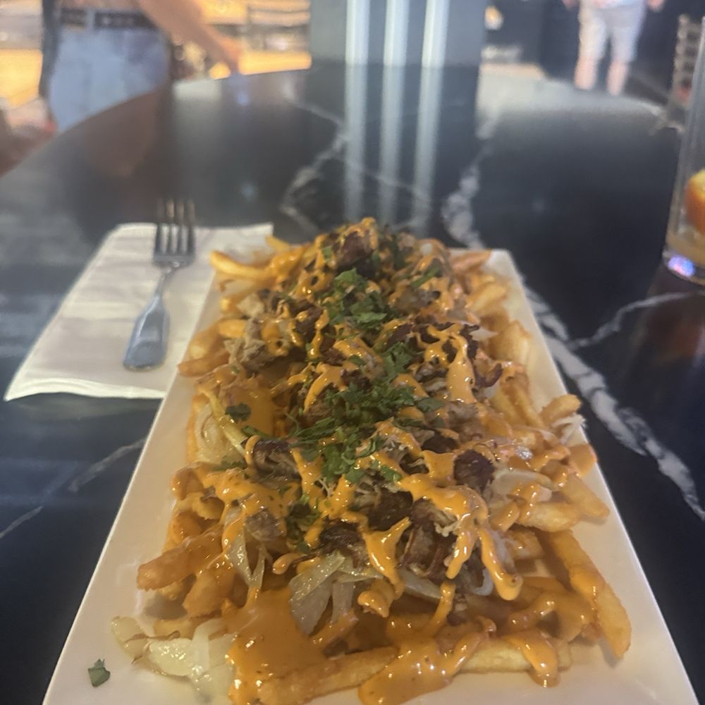 Cornerstone Cafe & Bar - Carnitas fries - American Near Me - Sacramento, California