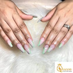 Queen Foot Spa Nails