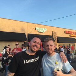 Curley's Pub - Opening day