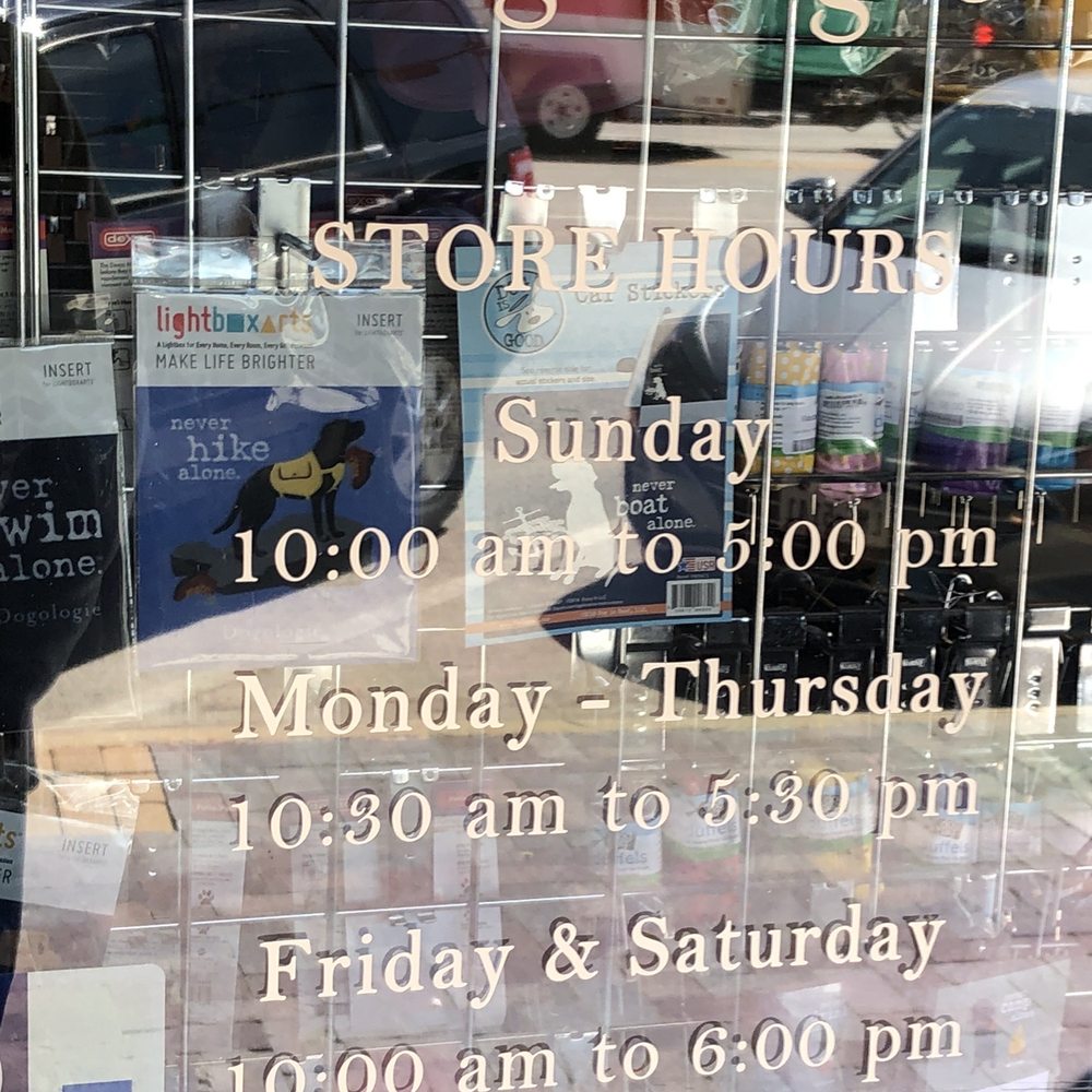 Dogologie - Sign - Pet Stores Near Me - Fredericksburg, Texas