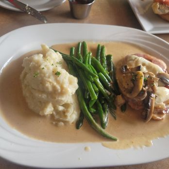 Vespucci's - Chicken special - Italian Near Me - Cheshire, Connecticut