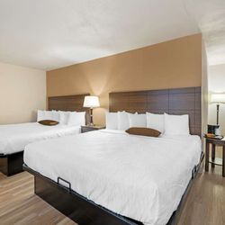 Best Western Green Bay Inn Conference Center - Double King Oversized