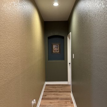 Freedom Painters - Hallway - Painters Near Me - New Braunfels, Texas Freedom Painters - Hallway - Painters Near Me - New Braunfels, Texas