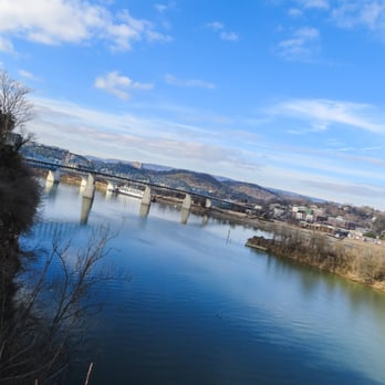 Walnut Street Bridge - Landmarks & Historical Buildings Near Me - Chattanooga, Tennessee