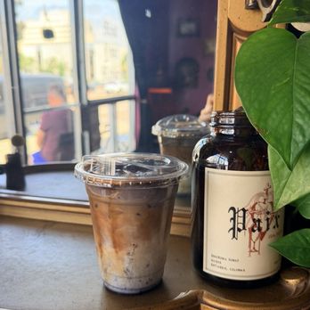 Manor Coffee Bar - black marble - Coffee & Tea Near Me - San Diego, California Manor Coffee Bar - black marble - Coffee & Tea Near Me - San Diego, California