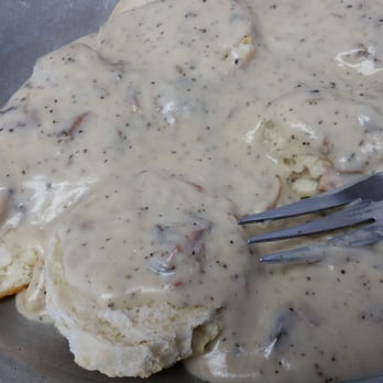 Boones Pickins - Brisket and gravy! O my goodness,this was awesome. - Barbeque Near Me - Andover, Kansas